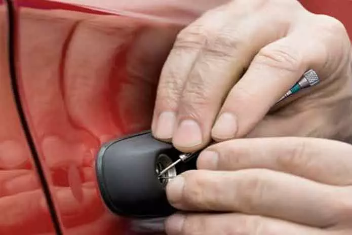 Аварійне відкриття замків авто у Харкові