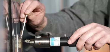 Аварійне відкриття замків