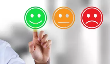 Клієнт кликає на гарний відгук